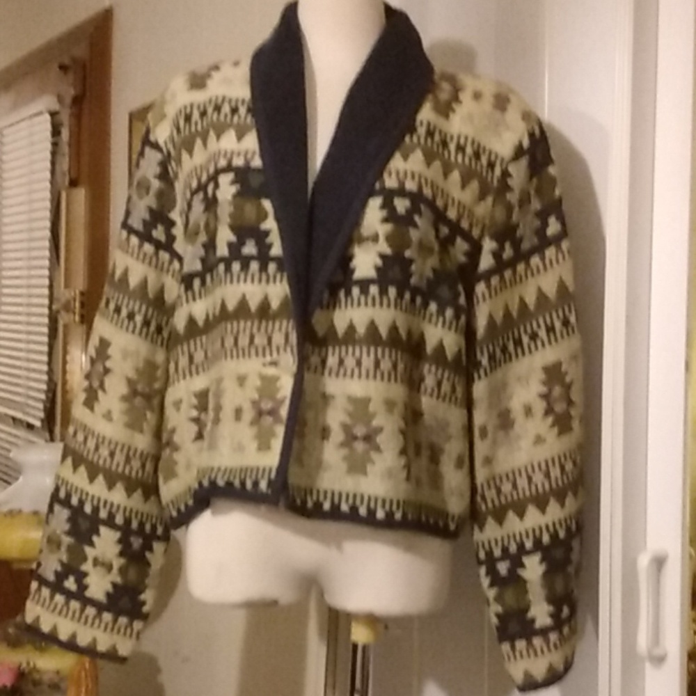 Native American/Aztec jacket Sz M